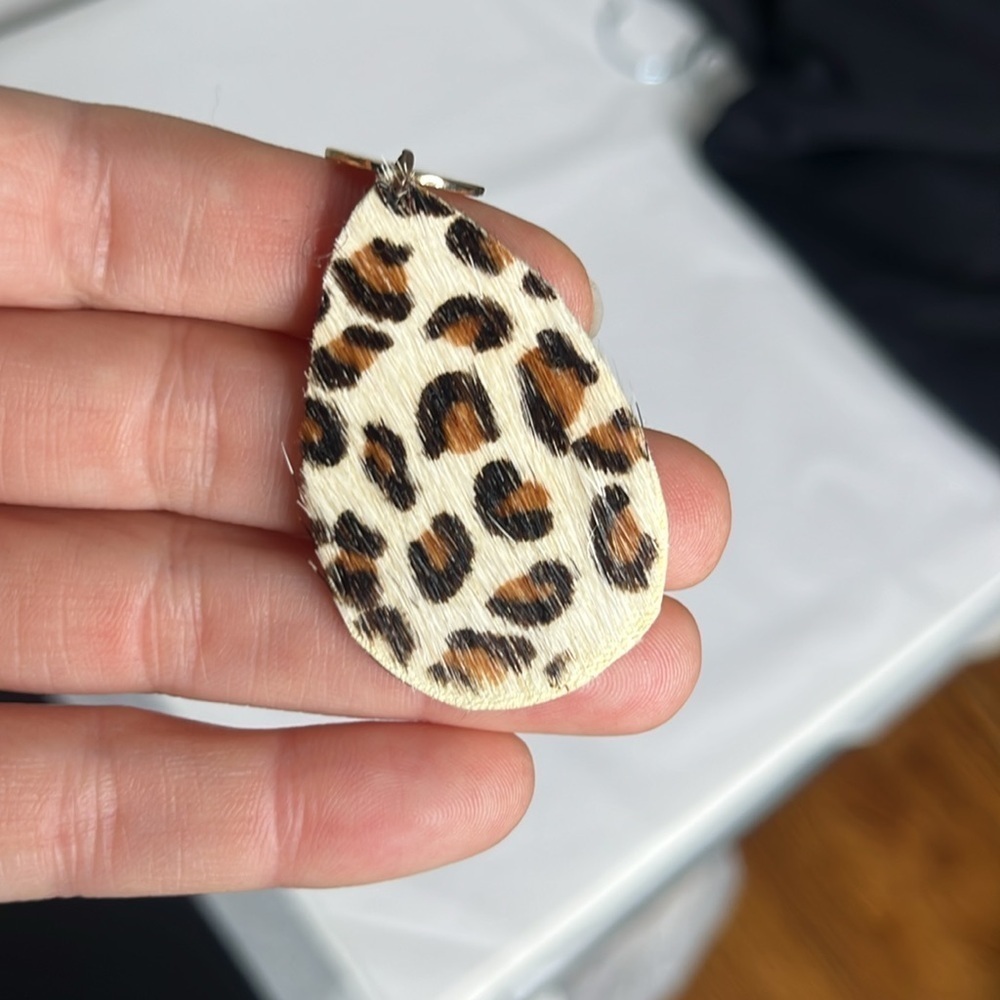 Cheetah Print Earrings - Picture 3 of 3